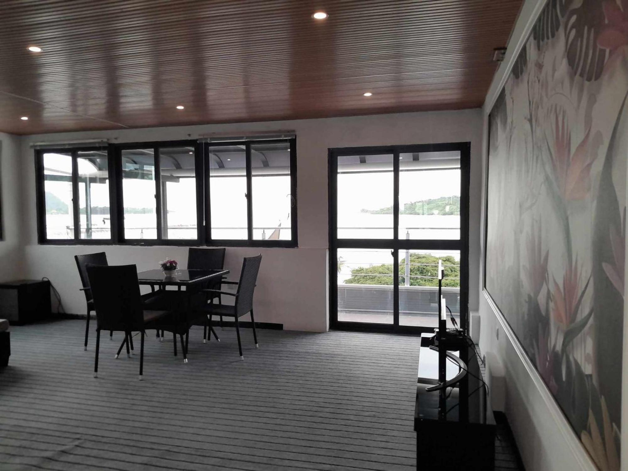 Crystal Beach Hotel ポートビラ エクステリア 写真